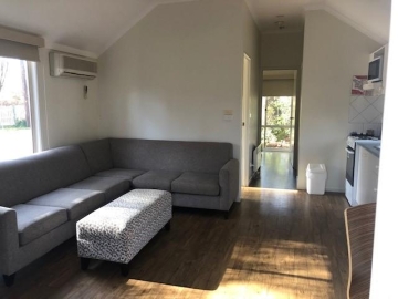 Cedar Villa - Living Room