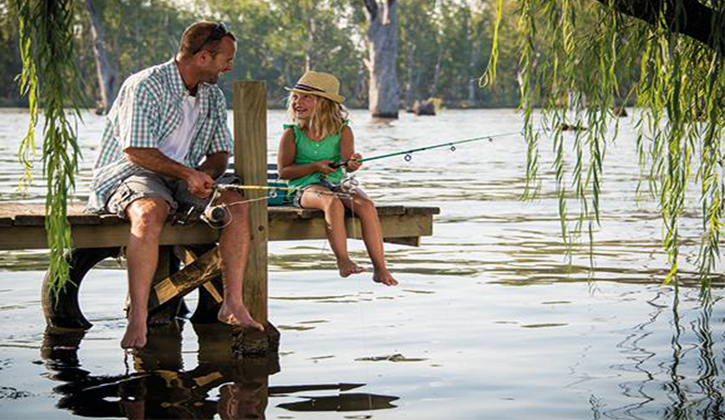 echuca father and daughter fishing