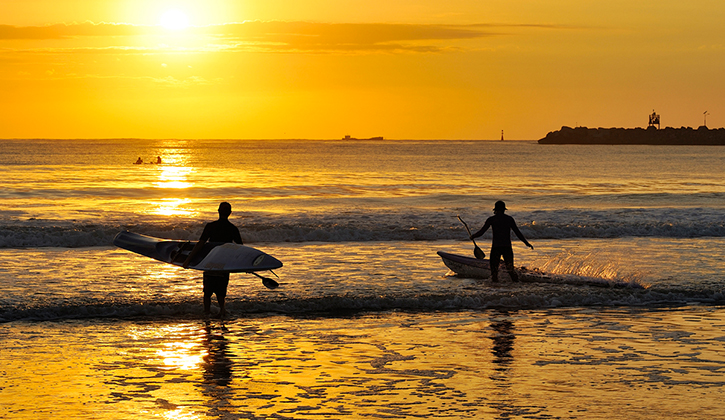 Stockton Beach surfing at sunrise