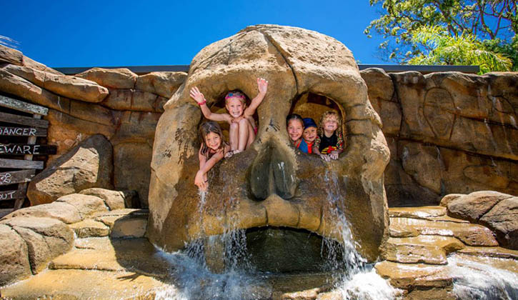 South West Rocks children in skull water feature