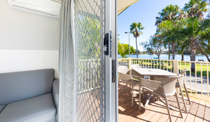 forster tuncurry waterfront cabin