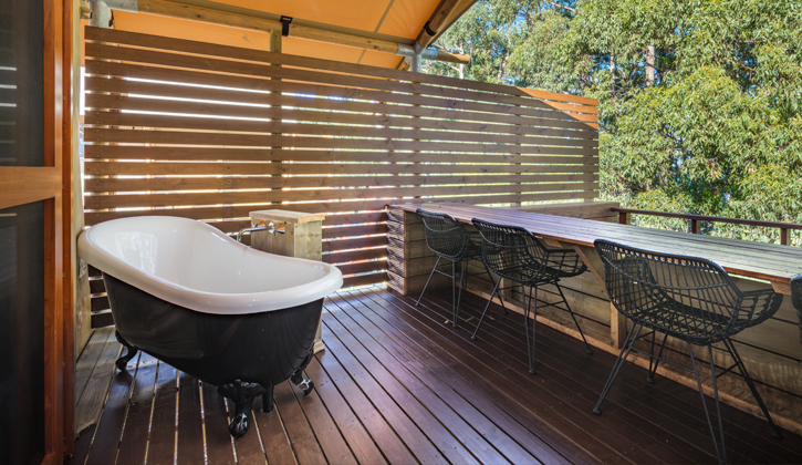 port arthur glamping deck outdoor tub
